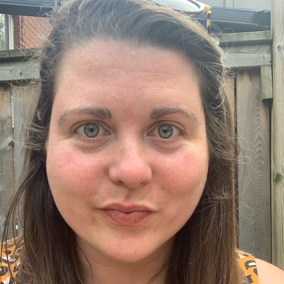 Meet your Posher, Caley - Picture 1 of 1